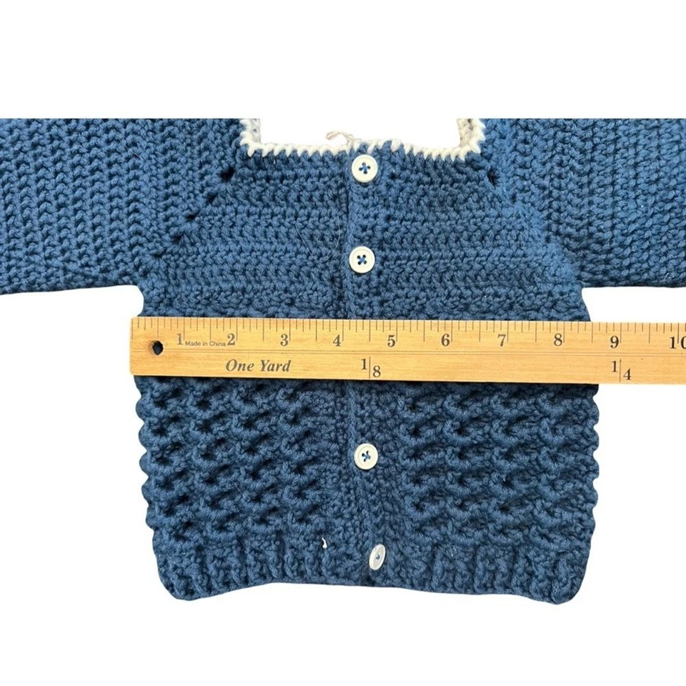 Set maglione bambino fatto a mano - 0-3 mesi - include cappello, pantaloni e cardigan - Immagine 2 di 4