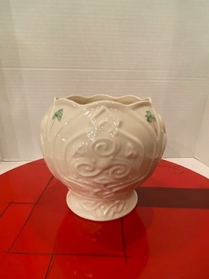 Vintage BELLEEK 2005 Porcelain Celtic Mini Cache Pot with Shamrocks
