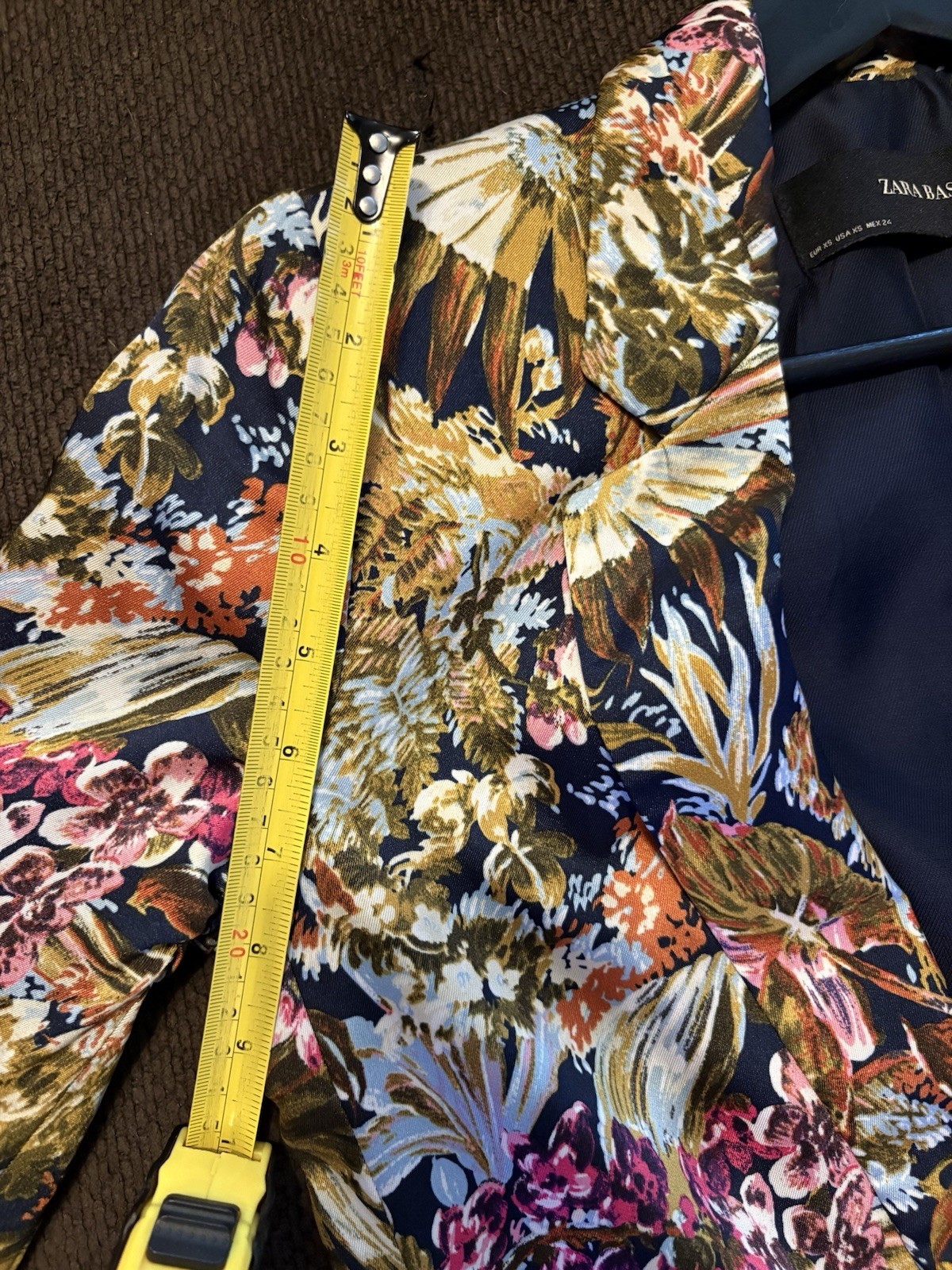 Zara Basic Women’s Satin Effect Blazer In Tropica… - image 10