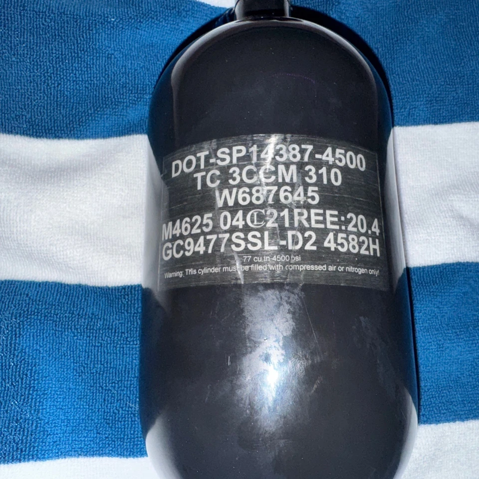 Tanque de aire de fibra de carbono Ninja SL2 - 77ci/4500 con regulador Ultralite - negro/azul Foto 3 de 4