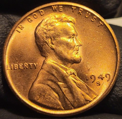 1949 S Lincoln Wheat Penny! Uncirculated Condition Red