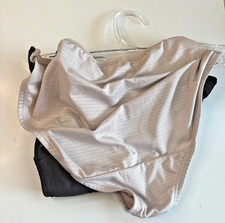 Fruit of the Loom Women's/ Hanes Hi-Cuts  3 Pack Underwear - Size 5/ S New