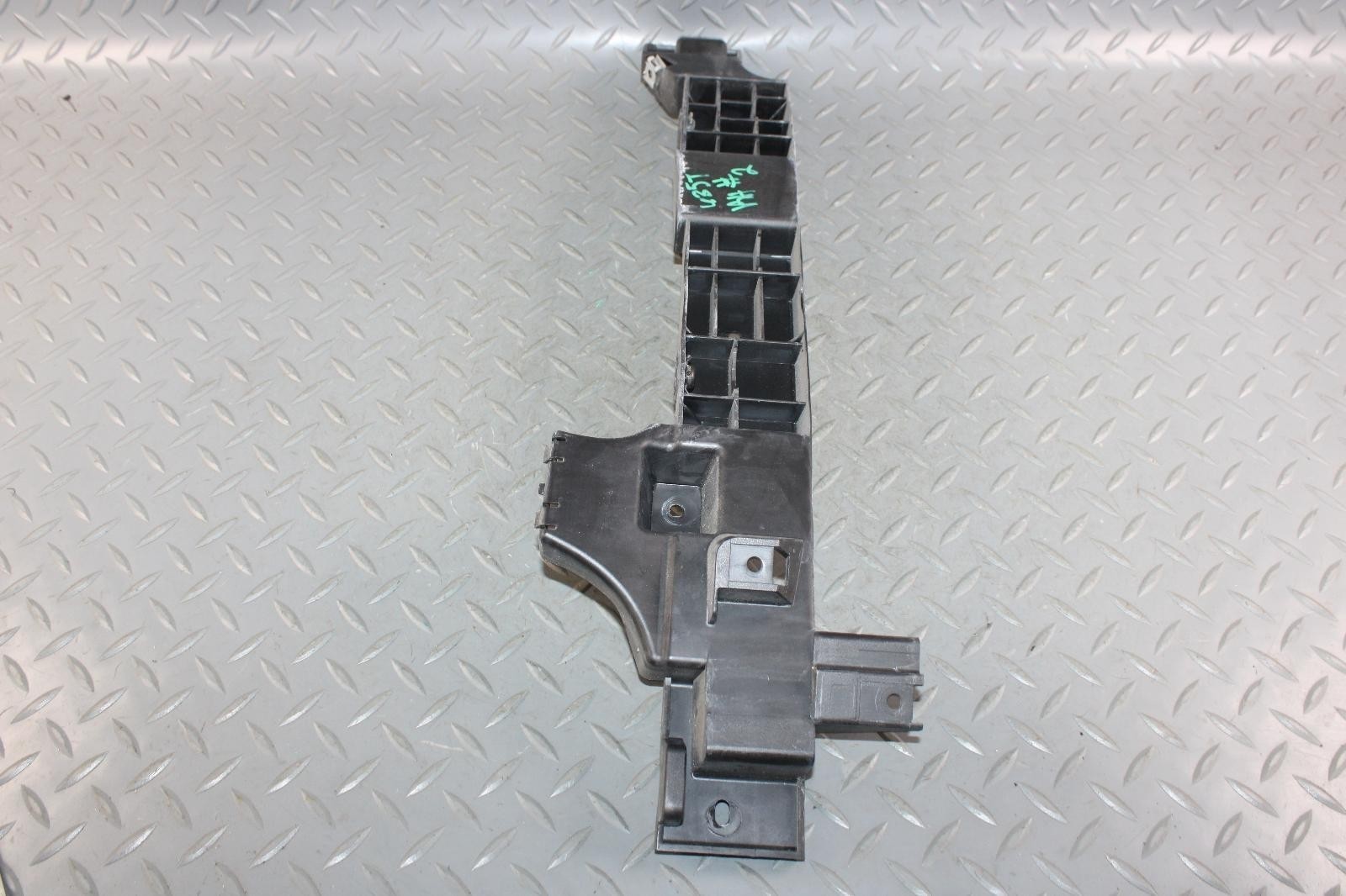 Bentley Continental GT 2003-2010 Rear Right Side mounting bracket
