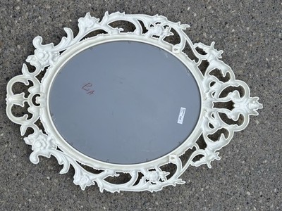 引取可　IKEA UNG DRILL ミラータイプ　ホワイト塗り　良品 IKEA UNG DRILL 33” White Wall Mirror Baroque Rococo Ornate