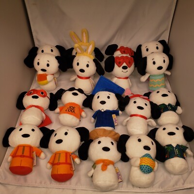 LOT OF 18 HALLMARK Itty Bittys SNOOPY Peanuts Plush Toys 