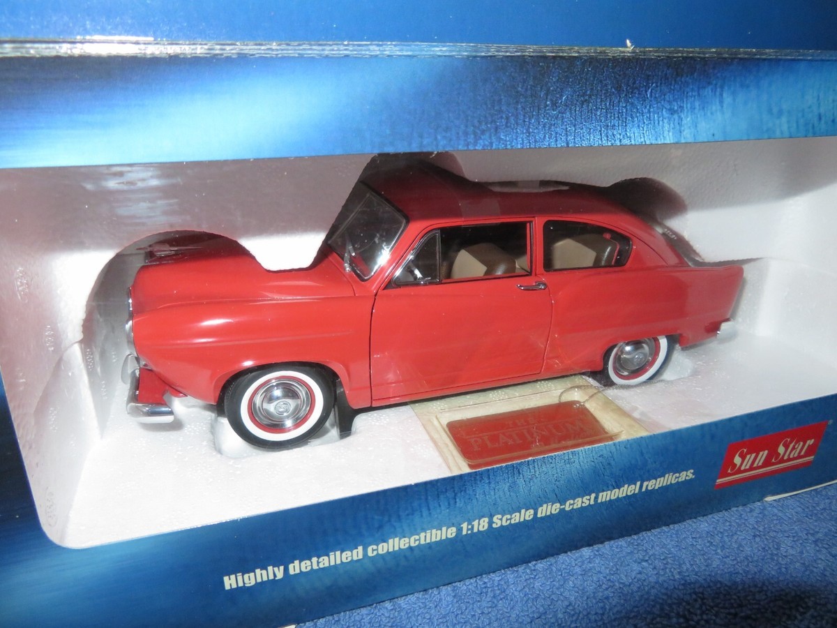 1951 KAISER HENRY J CORAL 1:18 PLATINUM SUN STAR OPENING HOOD