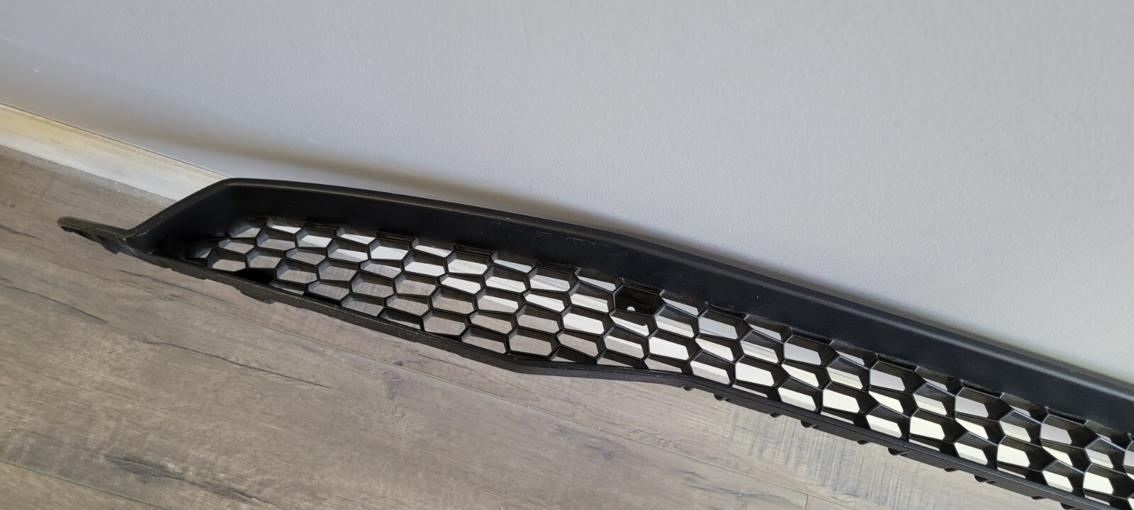 LAMBORGHINI HURACAN LP610 REAR BUMPER GRILL GRID OEM 4T0807684