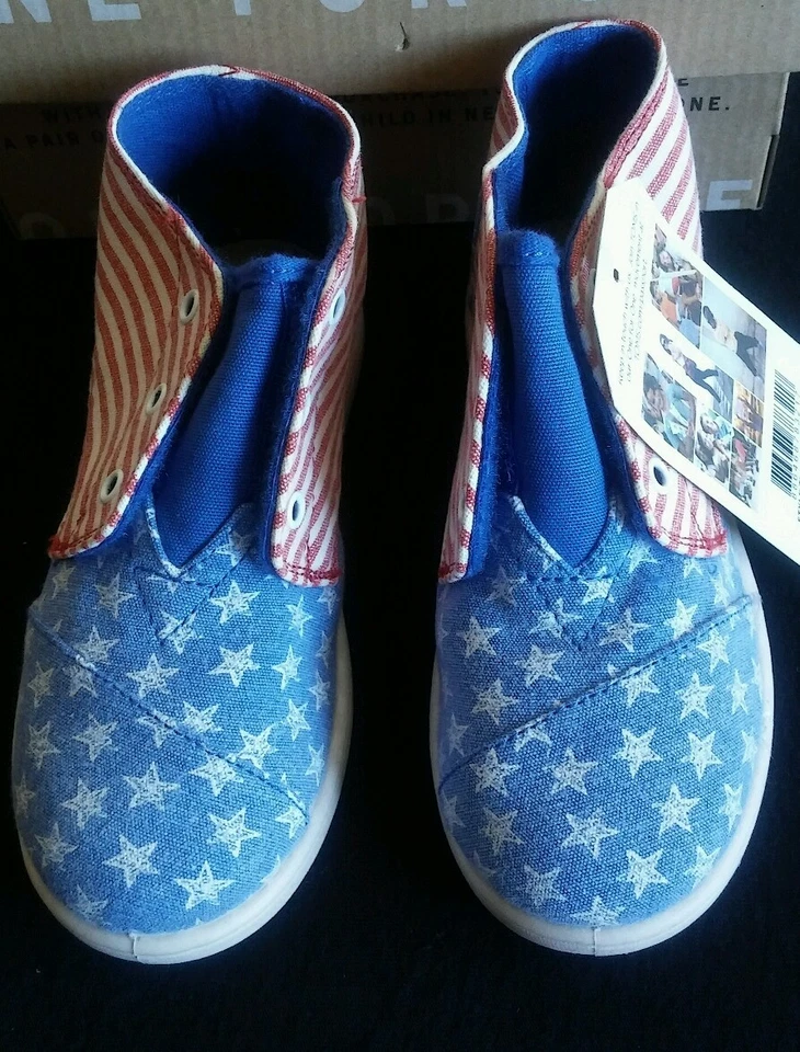 Toms Paseo Tiny Stars and Stripes Toddler Kids Size 11. New - Image 4 of 4