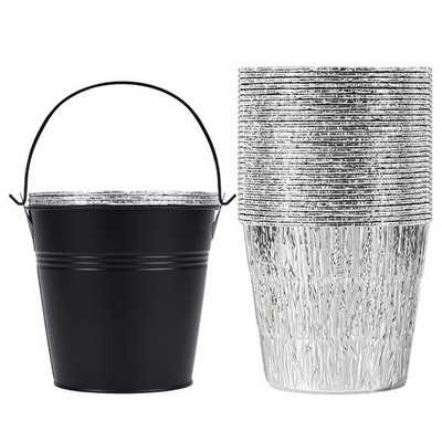 Revestimiento antigrasa y cubo negro compatibles con la serie Traeger Pro.