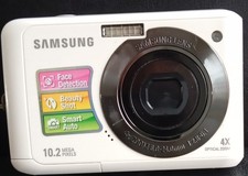 Foto Kamera Samsung 4x Digital 10.2 Mega Pixel Digitalkamera . Guten Zustand.