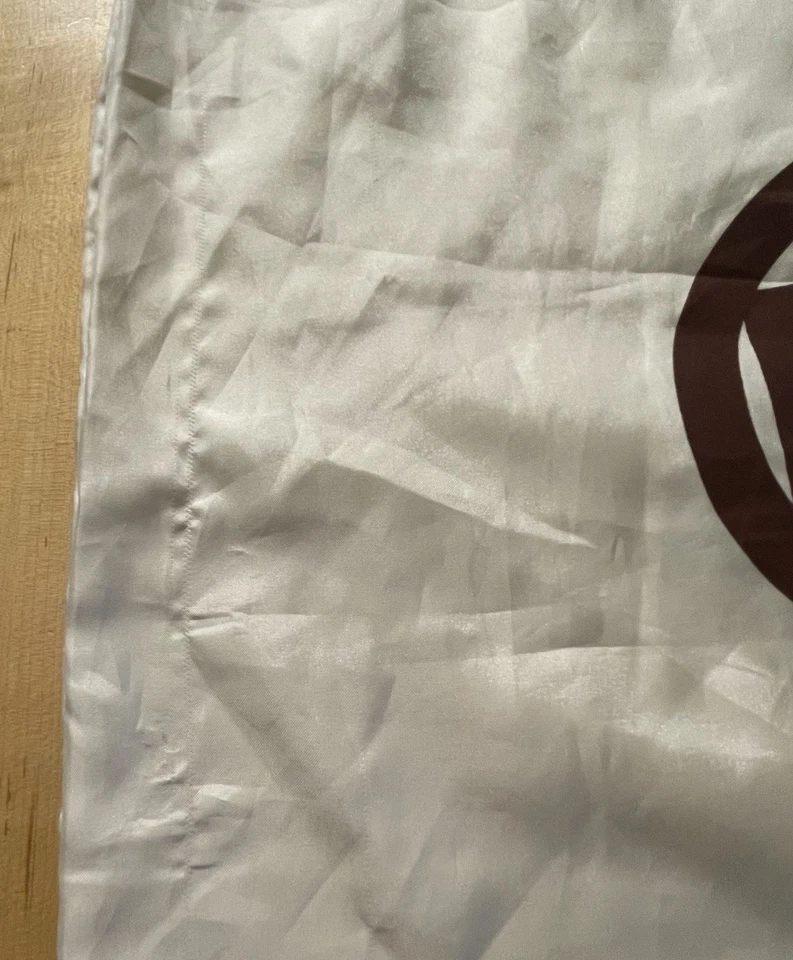 Bolso de almacenamiento de polvo Michael Kors crema satinado con cordón para bolso de mano buen tamaño Foto 4 de 4