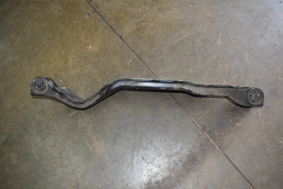 1987 1993 Ford Mustang I4 Automatic Transmission Mount Bracket Cross Member - Image 4 of 4