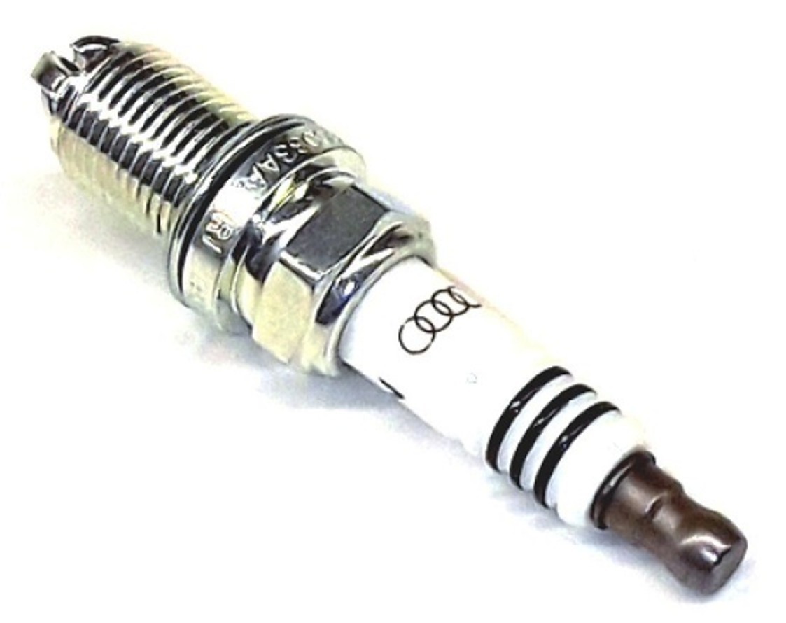 spark plug longlife VW AUDI Beetle Convertible Golf R32 GTI Rabbit 101000033AA