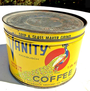 Vintage VANITY PEACOCK 1 LB. KEY WIND COFFEE TIN CAN WAUSAU WISCONSIN TOMAHAWK