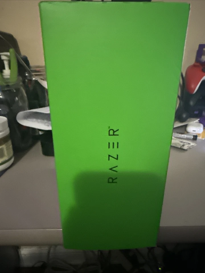 Razer - Tartarus V2 Wired Gaming Mecha-Membrane Keypad with Chroma Back Light - Image 2 of 4