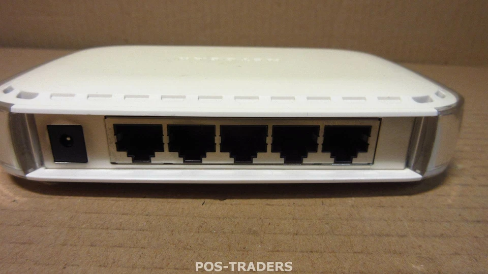 NETGEAR FS605 v3 Fast Ethernet Network Switch 5-Port 10/100Mbps 10/100 NO PSU - Bild 2 von 3