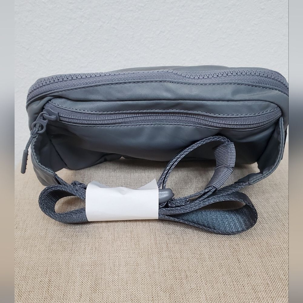 Lululemon Everywhere Belt Bag in sleek gray