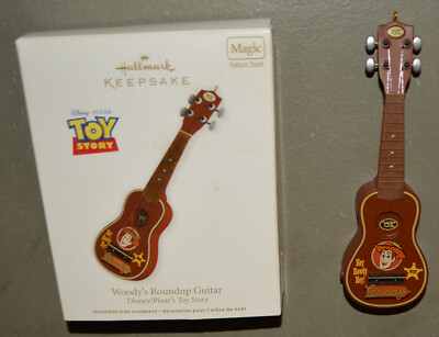 Hallmark Magic ornament 1999 - Toys Story - Woody's Roundup Guitar - Sound