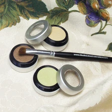 PRESSED MINERAL NATURAL EYESHADOW HYPOALLERGENIC ULTRA SATIN EYE SHADOW NEW