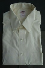 NWT Brooks Brothers Non Iron Ecru Point Collar Shirt 15-33 Regular MSRP 92