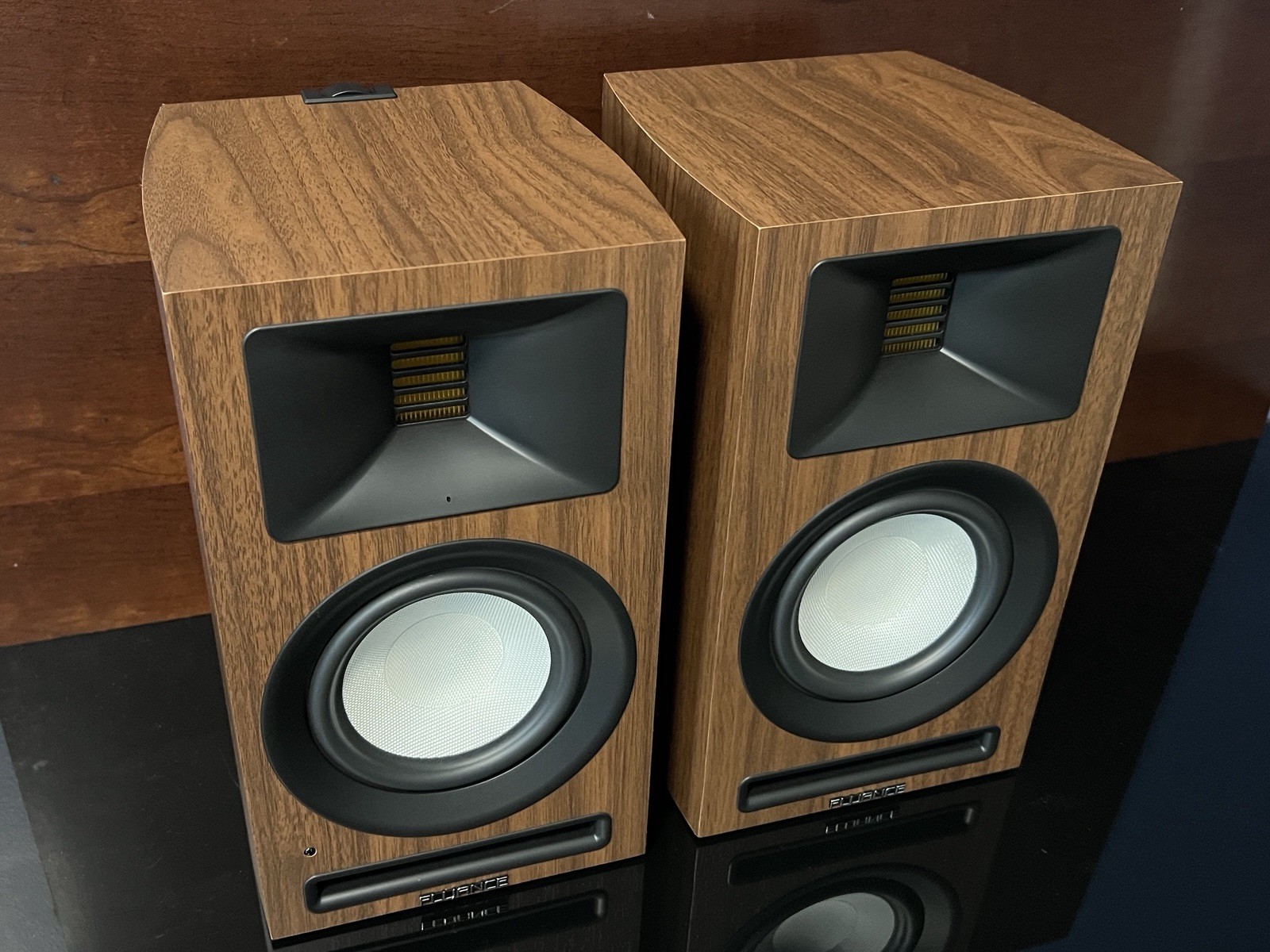 Fluance Ri71 Powered Bookshelf Speakers (Read Description Fo