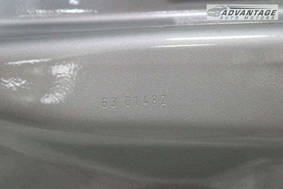 2016-2018 BMW 330E F30 FRONT RIGHT DOOR SHELL PANEL GLACIER SILVER METALLIC OEM - Image 3 of 4