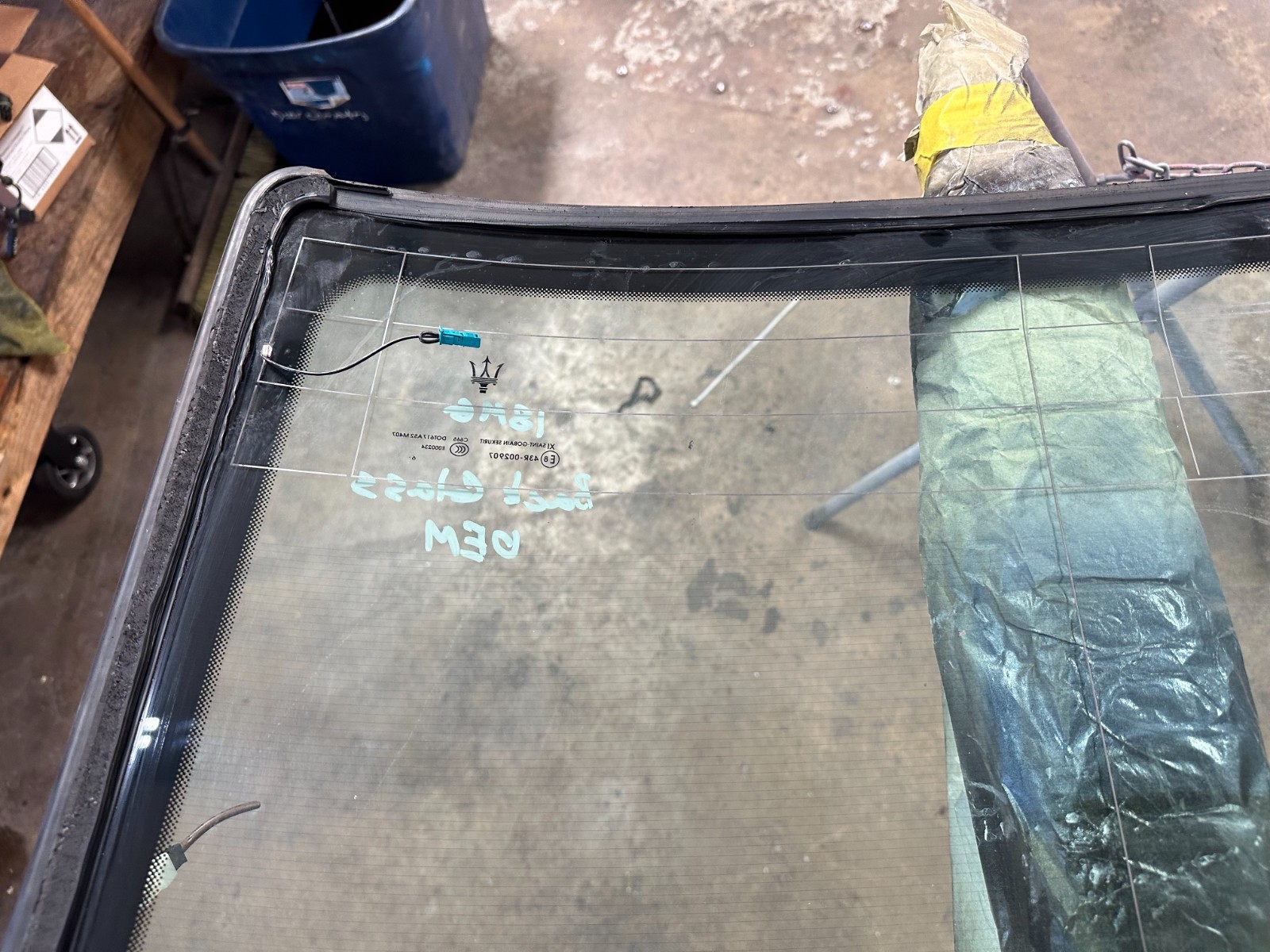 14-20 MASERATI GHIBLI - REAR BACK WINDOW GLASS OEM