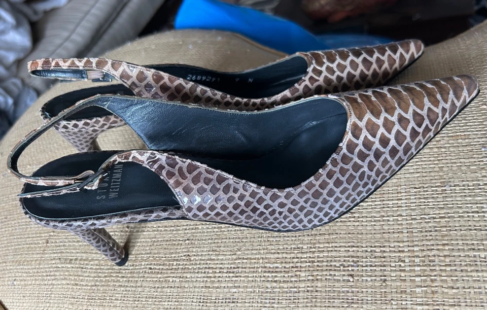 stuart weitzman heels 9N NWOB  brown faux snakeskin 3-1/4 inch heel pointed toe - Image 4 of 4