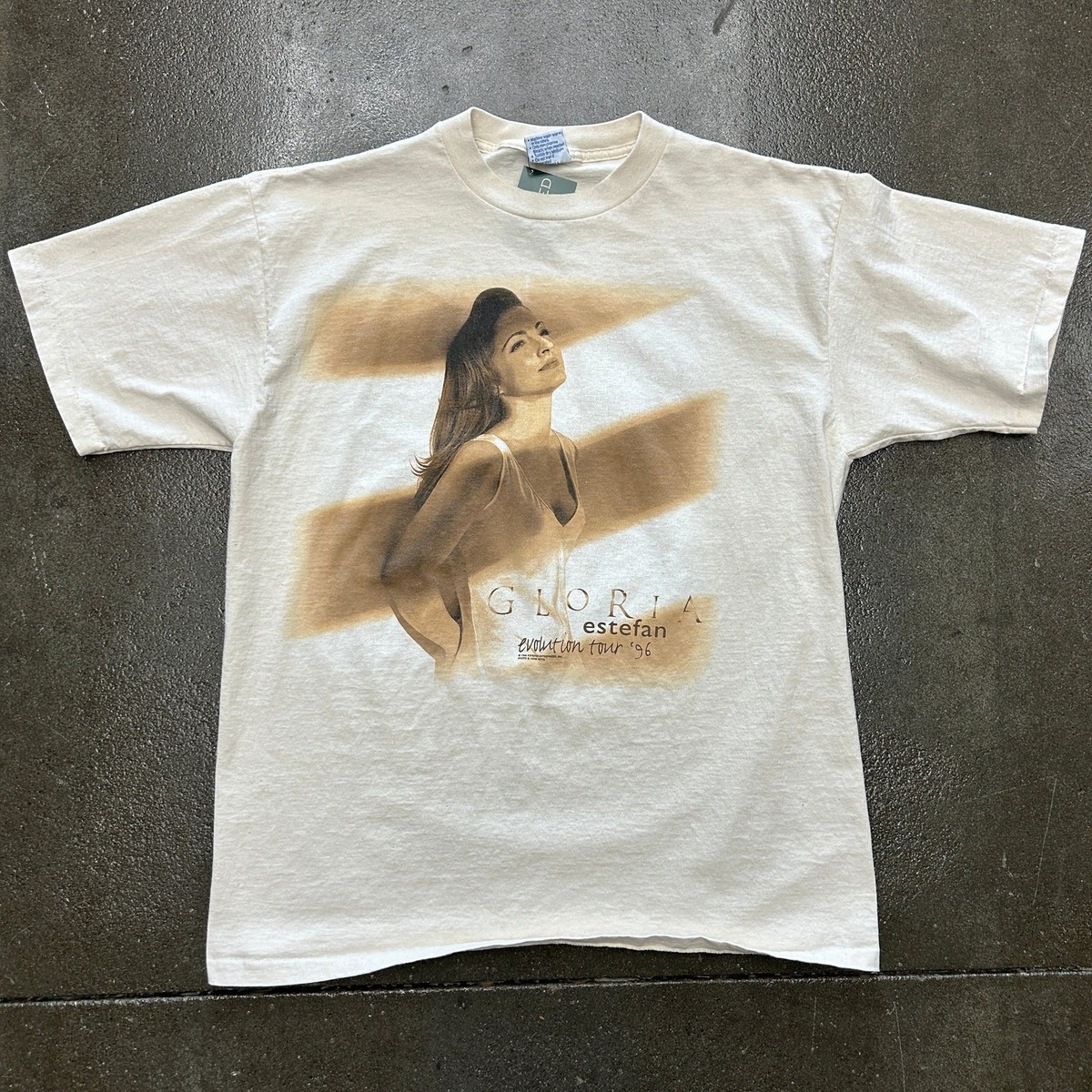 Vintage 1996 Gloria Estefan Tour Tee | eBay