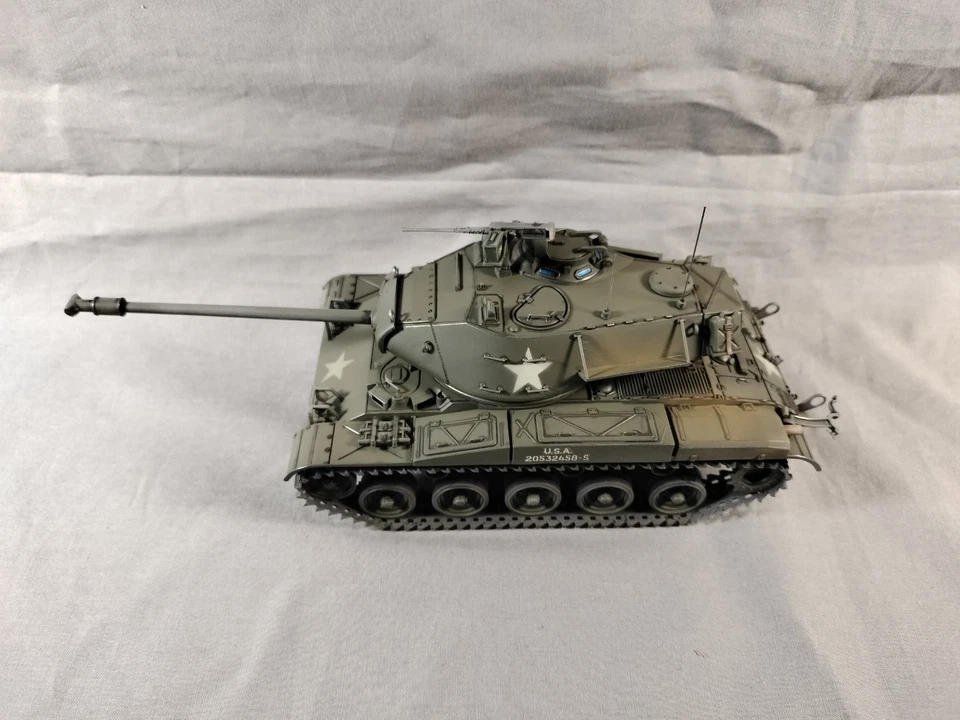 Built 1/35 US Army M41 Walker - Image 4 of 4