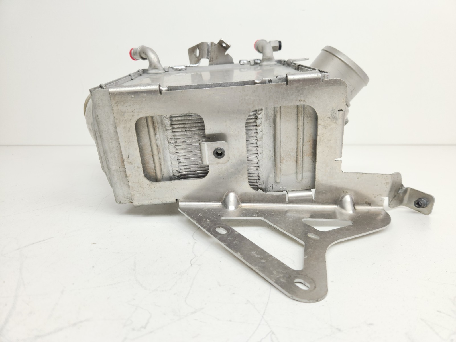 2015-2017 MCLAREN 675LT TURBO INTERCOOLER 3.8T RIGHT SIDE 11F2535RP OEM