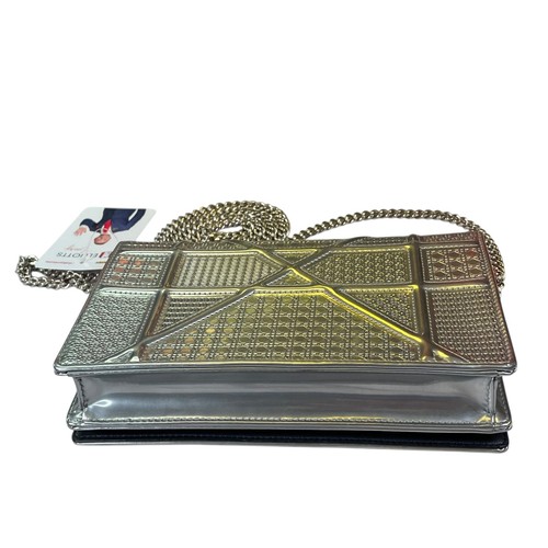 Christian Diorama Micro Silver Mini Clutch Chain Flap 2 Way Metallic Shoulder Pu - Picture 5 of 9