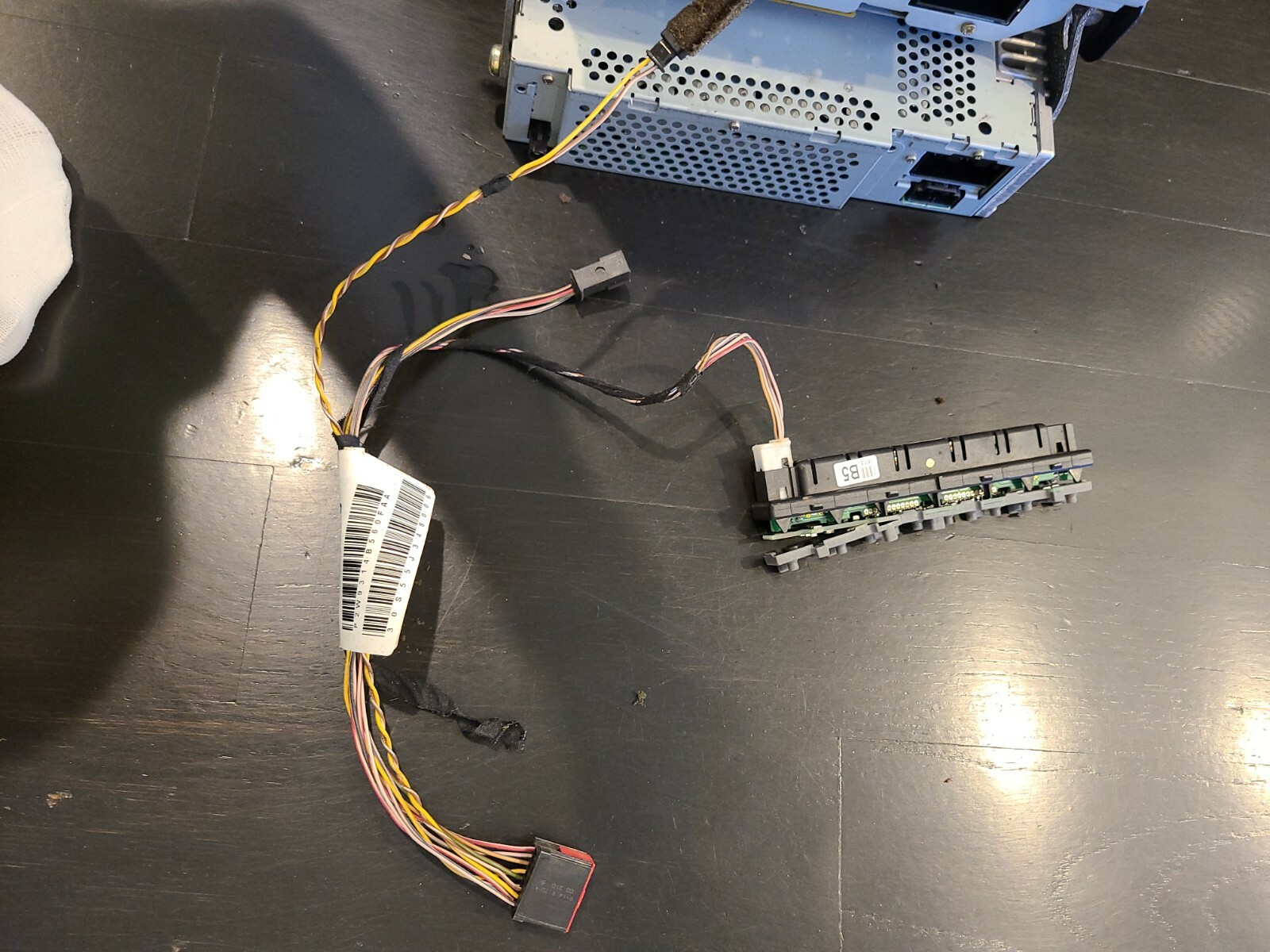 200409 Jaguar XJ8 Vanden Plas Navigation Display Screen 2W9310E889AE