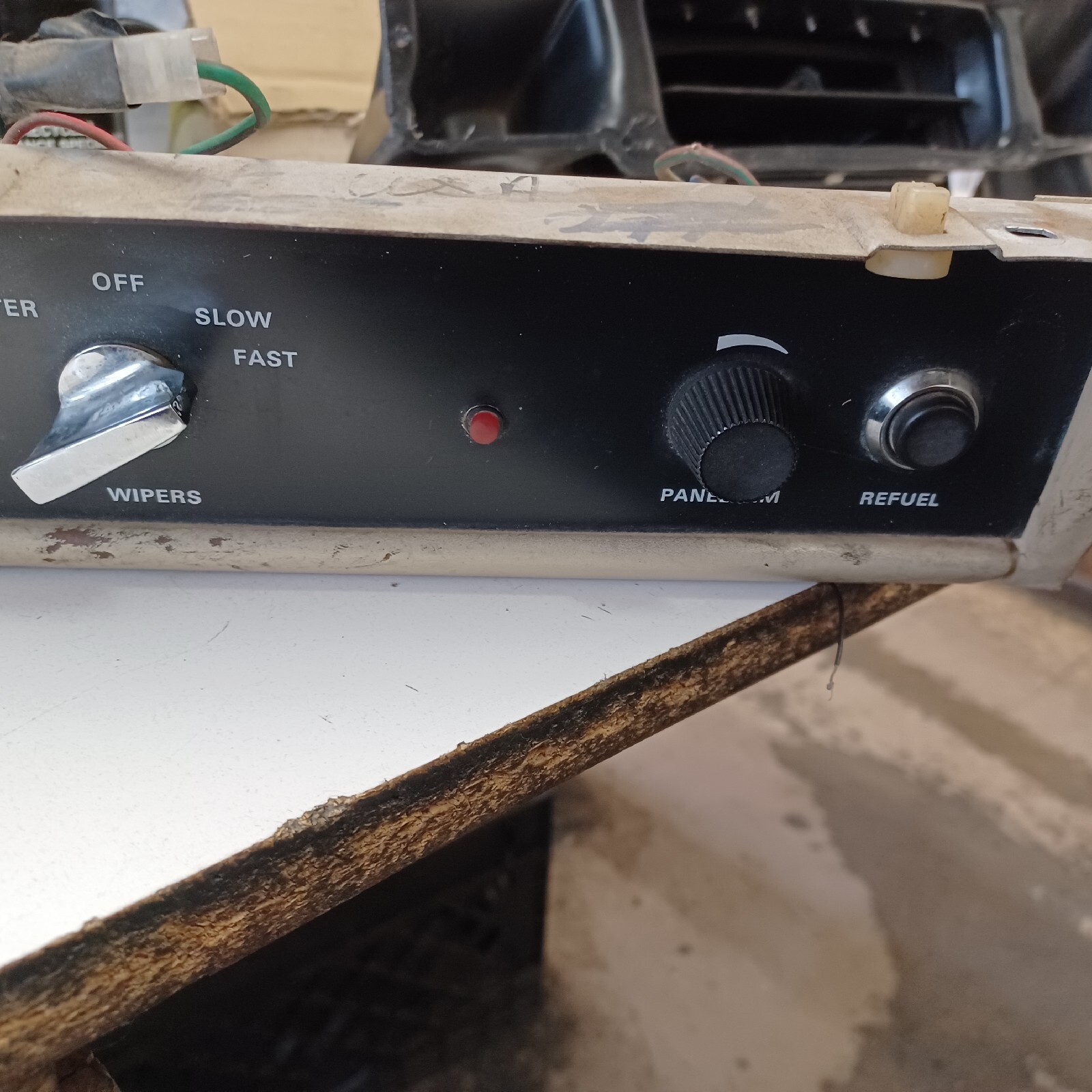 80 Rolls Royce Silver Shadow II Oil Level Wiper Panel Refuel Panel Switch used
