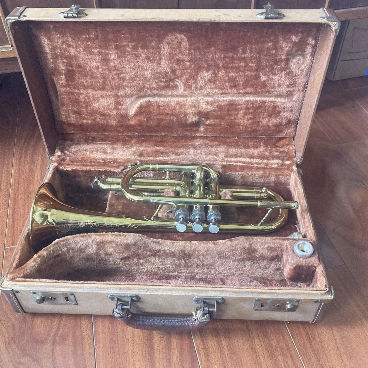 【歴史あるconn社コルネット３４A/米国人気スチューデントモデル／付属多数有】 Conn Vintage Cornets for sale - eBay