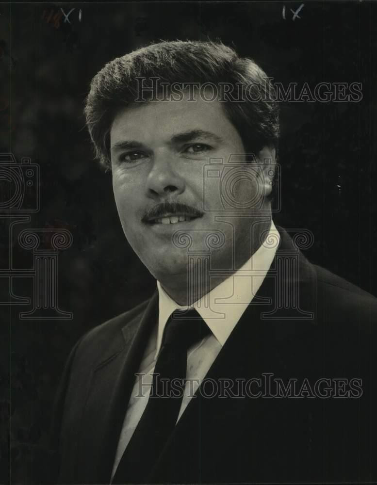 1984 Press Photo Harold L. Montegut Jr., candidate for Clerk of Court