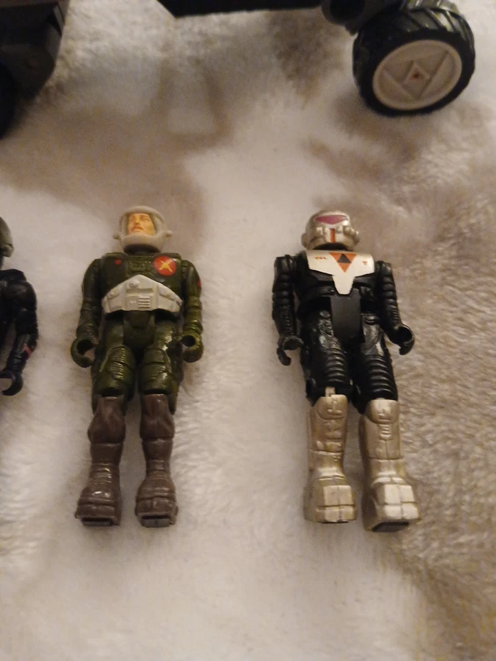 Vintage 1986 Coleco Starcom Shadow Invader Star Com W/ 3 Figures - Image 3 of 4