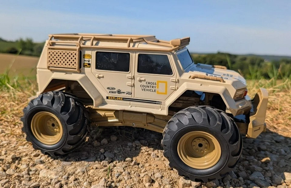 RC Amphibienfahrzeug RACOON 4WD Allrad Ferngesteuertes Auto Monster Truck - Bild 2 von 4