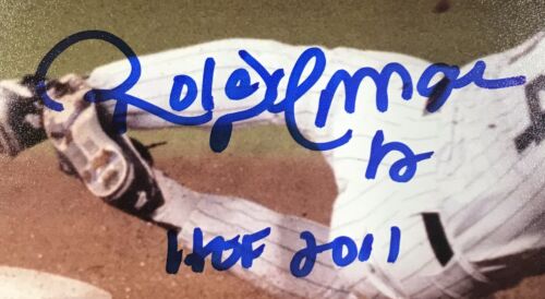 Roberto Alomar "HOF 2011” Toronto Blue Jays Autographed 8x10 Pose 2 w/ JSA COA - Picture 2 of 2