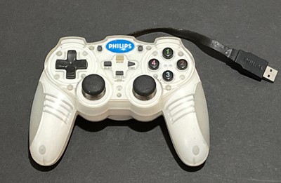 Game Elements Recoil PC Gaming White Retractable USB Wired Controller GGE909