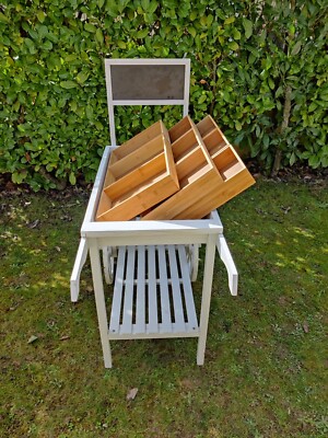 Commode, table de chevet italienne en bambou et osier, années 1970