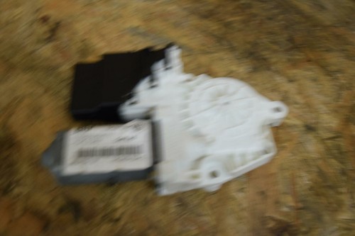 Original VW Golf 5 1,9TDI Fensterhebermotor Motor Fensterheber hinten rechts 1K0