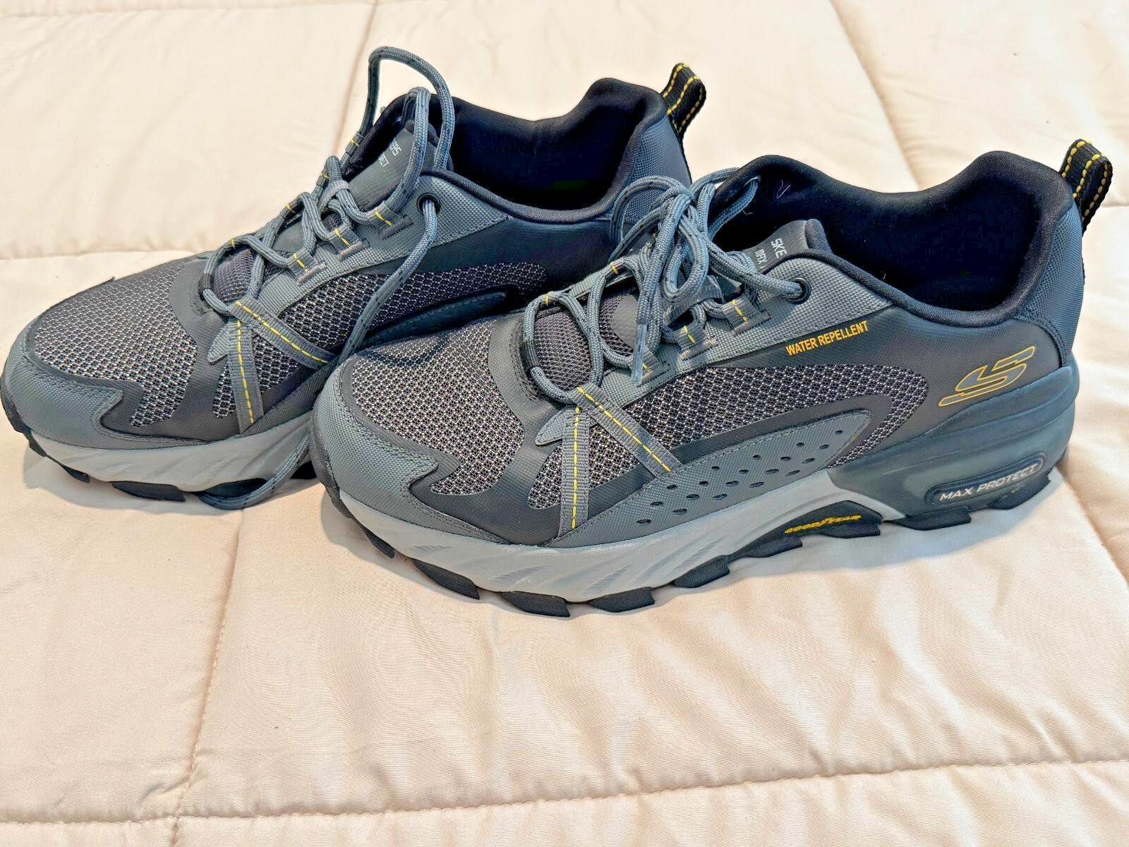 SKECHERS MAX PROTECT GOODYEAR 237303W HIKING SHOES MENS SZ