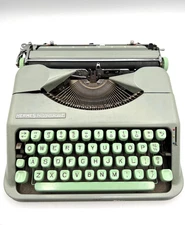 1960 HERMES Portable Rocket Typewriter With Case Bi Color SN5797938 NICE