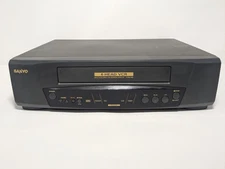 SANYO VWM-365 4 HEAD VCR VHS Sold As Is For Parts Or Repair