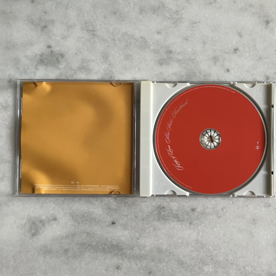 Kings of Leon CD Lot: A-Ha Shake Heartbreak (2005), Only By The Night (2008) Foto 3 de 4