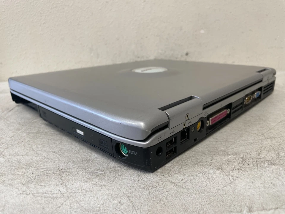 Compaq Presario 2100 15" Laptop AMD Athlon XP AS-IS - Image 3 of 4