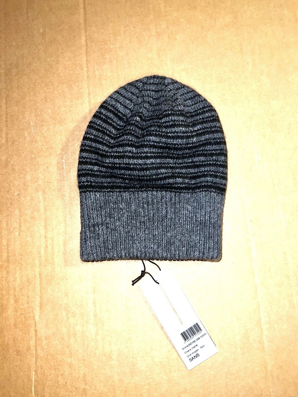 Neuf avec étiquette   Bonnet gris laine Dior Homme.Ère Hedi Slimane « Ces jours gris » F/W 06