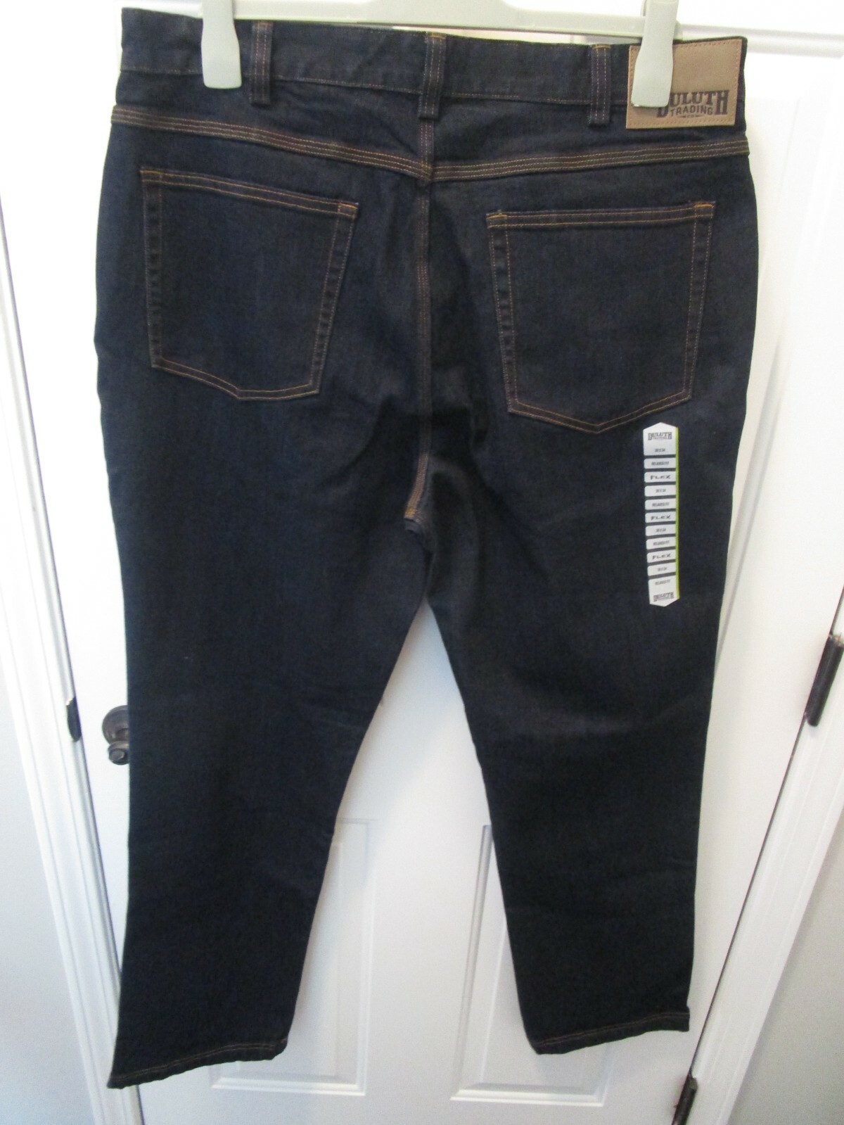 DULUTH MEN'S DULUTHFLEX BALLROOM COOLMAX RELAXED FIT JEANS SIZE 38/34 NEW