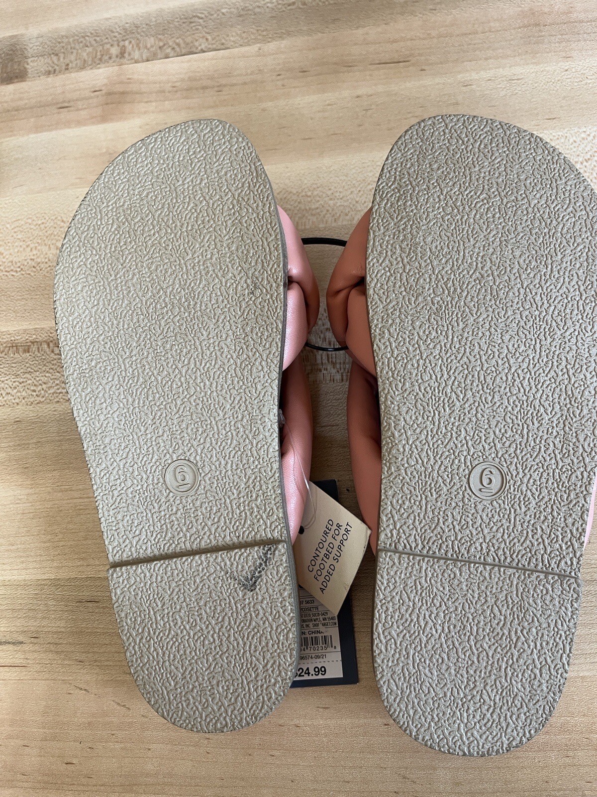 APL Women's Cosette Padded Slide Sandals: Universal Threads Coral Pink BRAND NEW